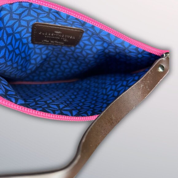 Globe-Trotter Pink Leather Small Amenity Bag With Black Handle & Corners Blue Pa - Picture 6 of 6